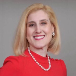 Community Powered Marketing Ep. 10: How Verizon's Loyalty Program Elevates Its Consumer Experience ft. Lisa Routel​​ |